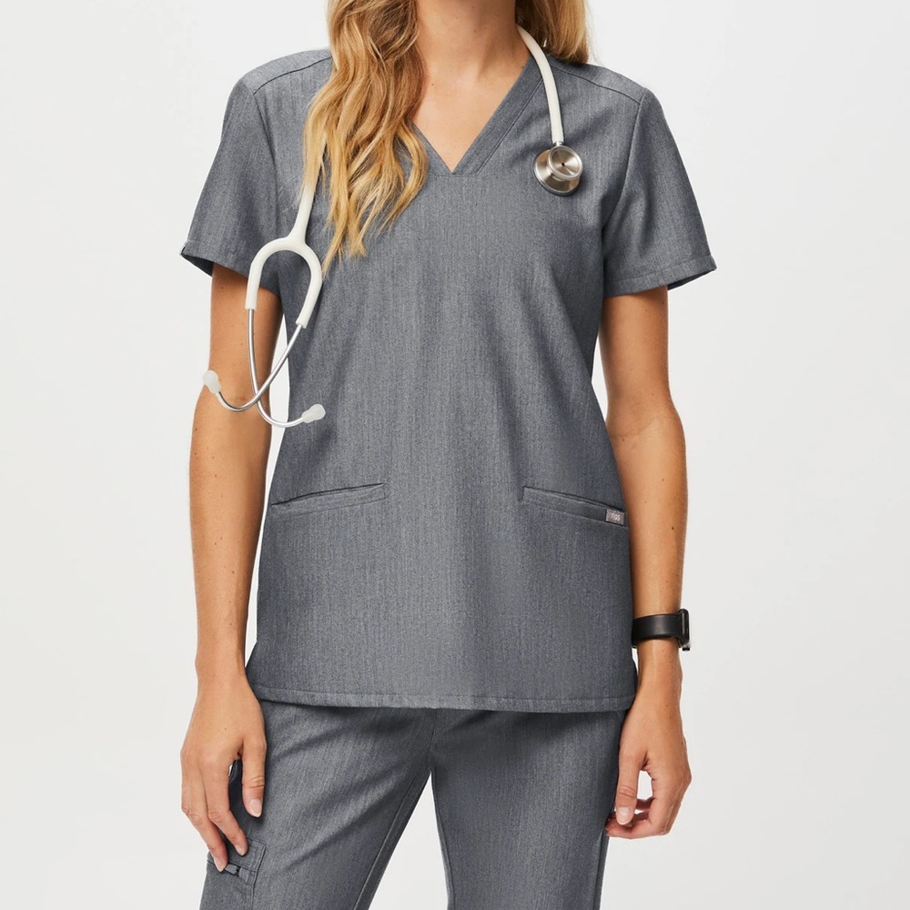 NWT Figs Casma Three-Pocket Scrub Top Graphite size 6XL